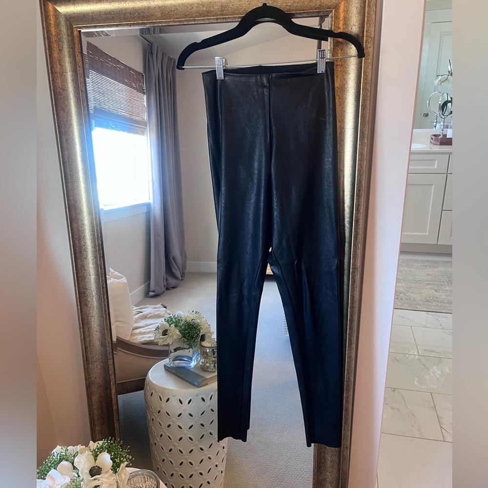 Commando Black Textured Pants